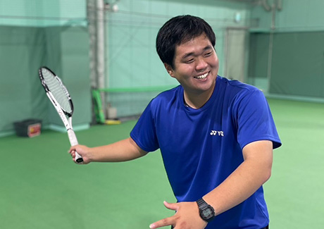 岡本（おかもと）コーチ